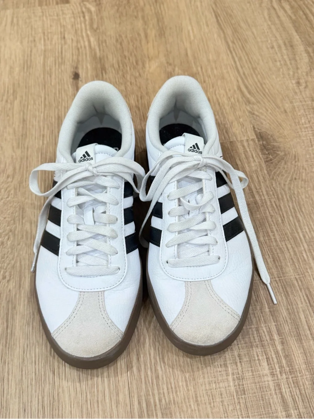 Adidas VL Court 3.0 Leather Sneakers White Black Gum Women’s Size 9 Like New
